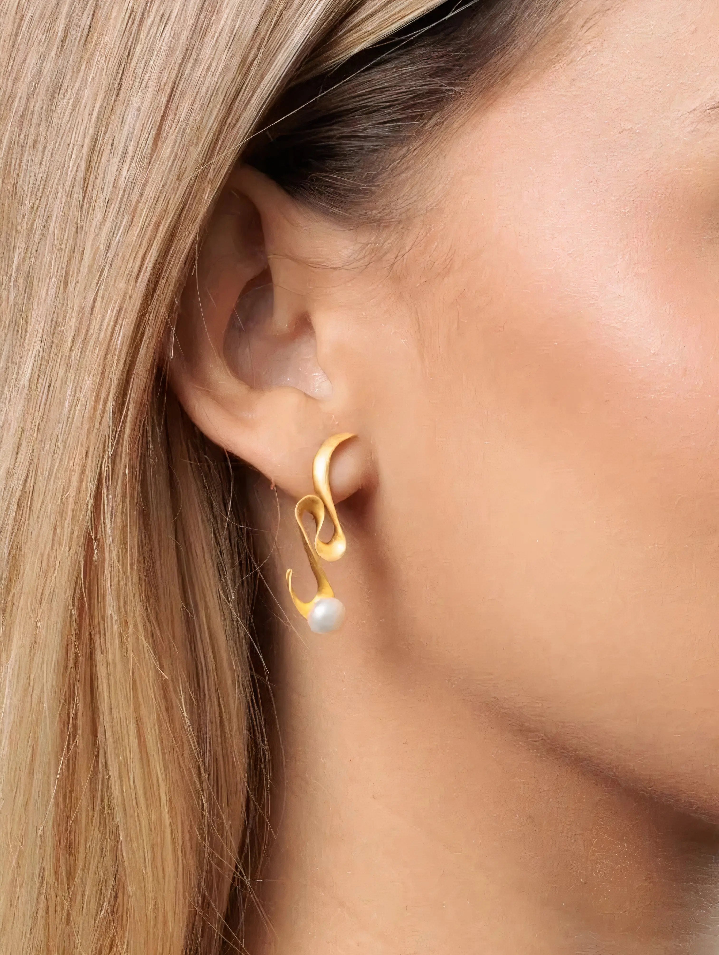 Perla Earrings Feiona Jewelry